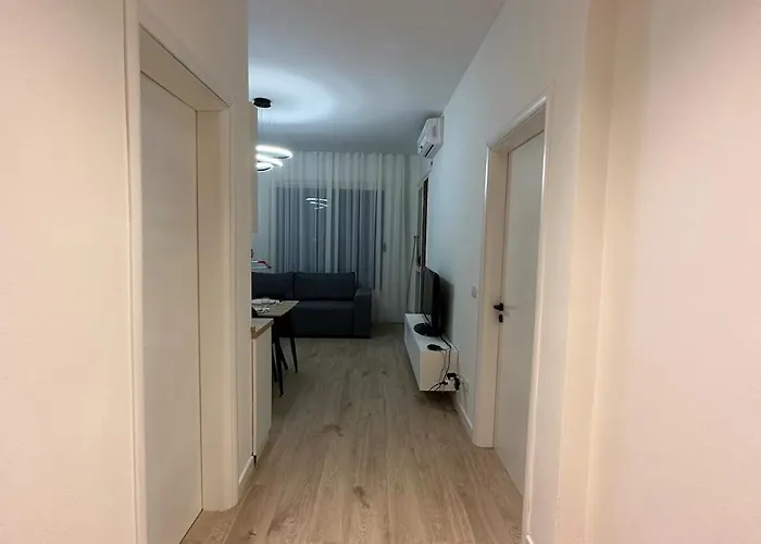 Captain's Seaview * Durrës