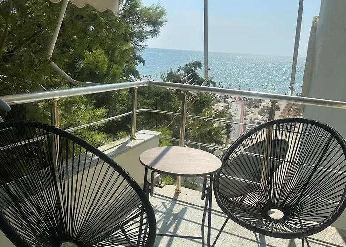 Captain's Seaview